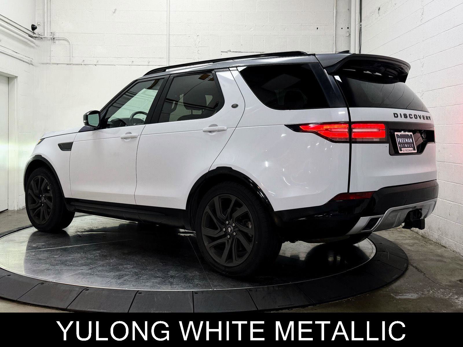 Used 2017 Land Rover Discovery HSE image 6