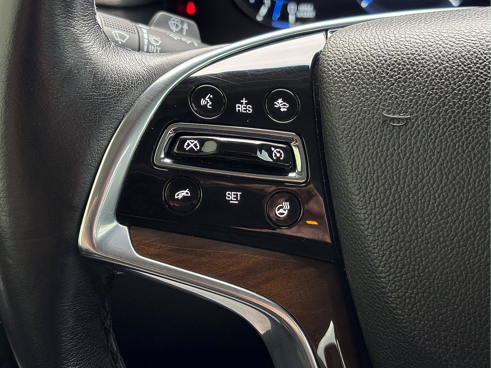 Used 2020 Cadillac Escalade Luxury AWD/4WD image 35