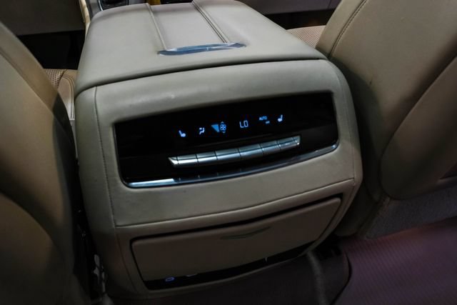 Used 2021 Cadillac Escalade ESV Sport Platinum RWD image 39