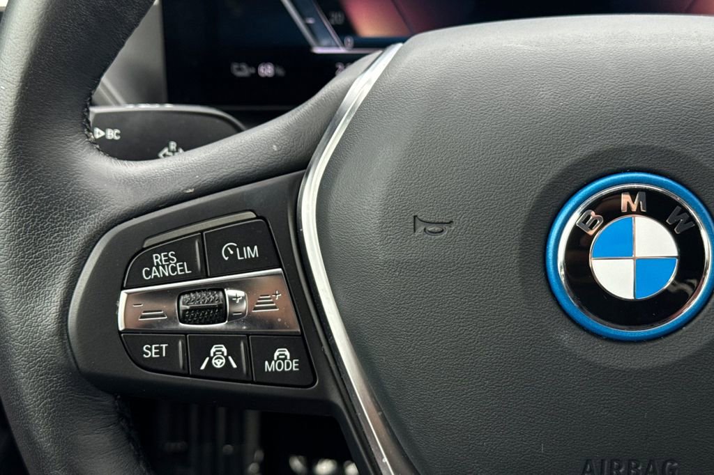 Used 2023 BMW i4 eDrive35 RWD image 27