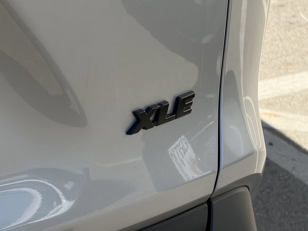Certified 2025 Toyota RAV4 XLE w/ Convenience Package FWD image 6