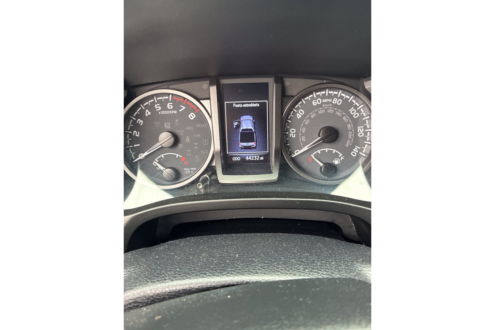 Certified 2022 Toyota Tacoma TRD Off-Road w/ Technology Package AWD/4WD image 8