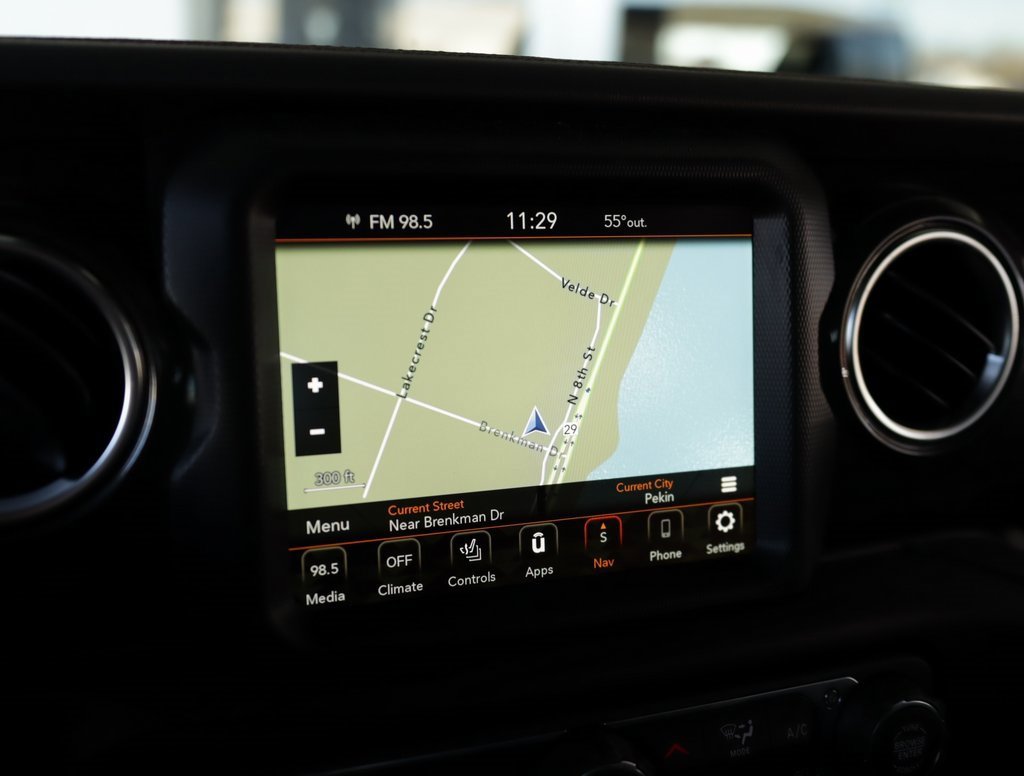 Used 2021 Jeep Wrangler Unlimited Rubicon w/ Trailer Tow Package image 18