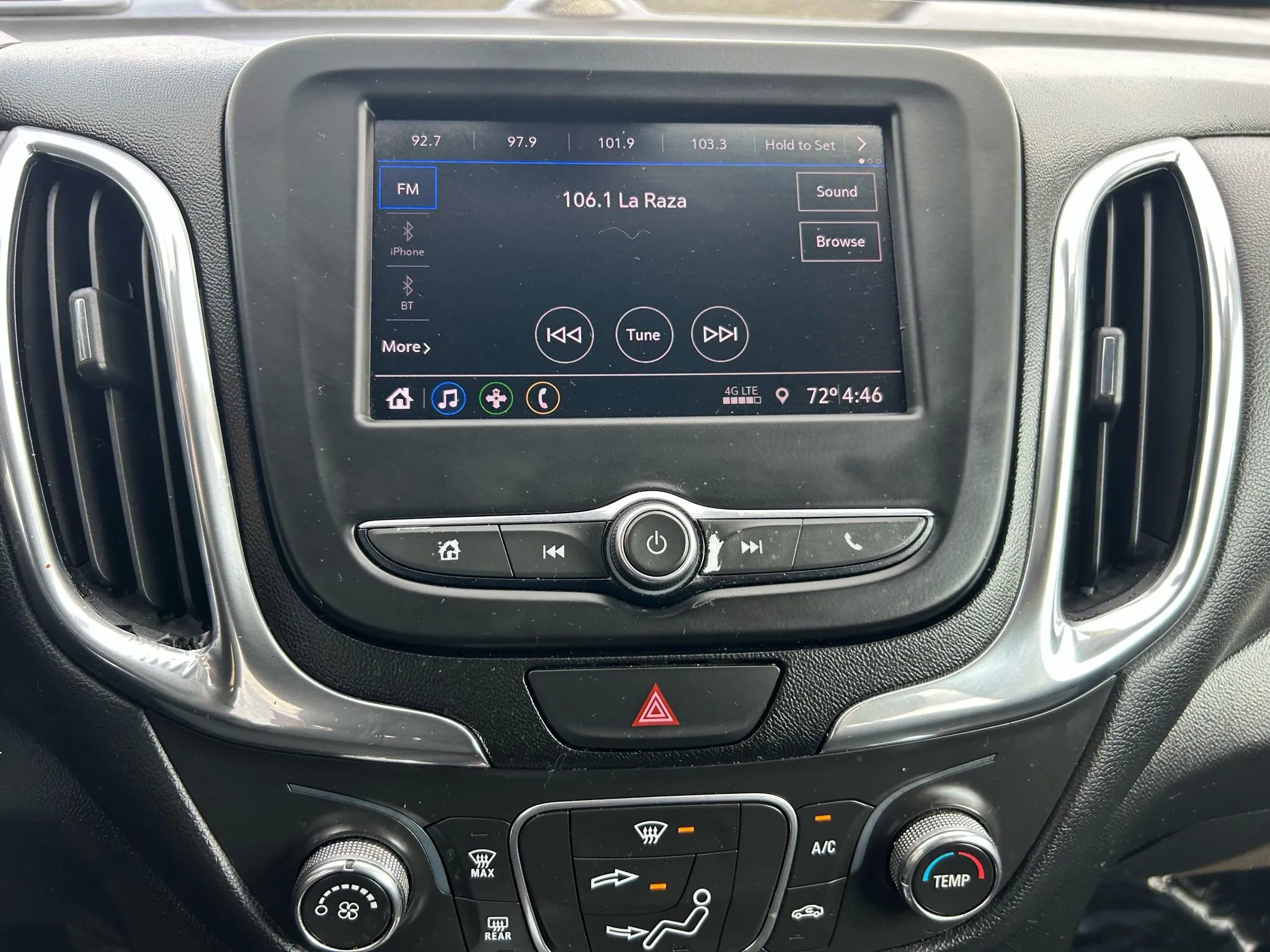 Used 2020 Chevrolet Equinox LT image 14