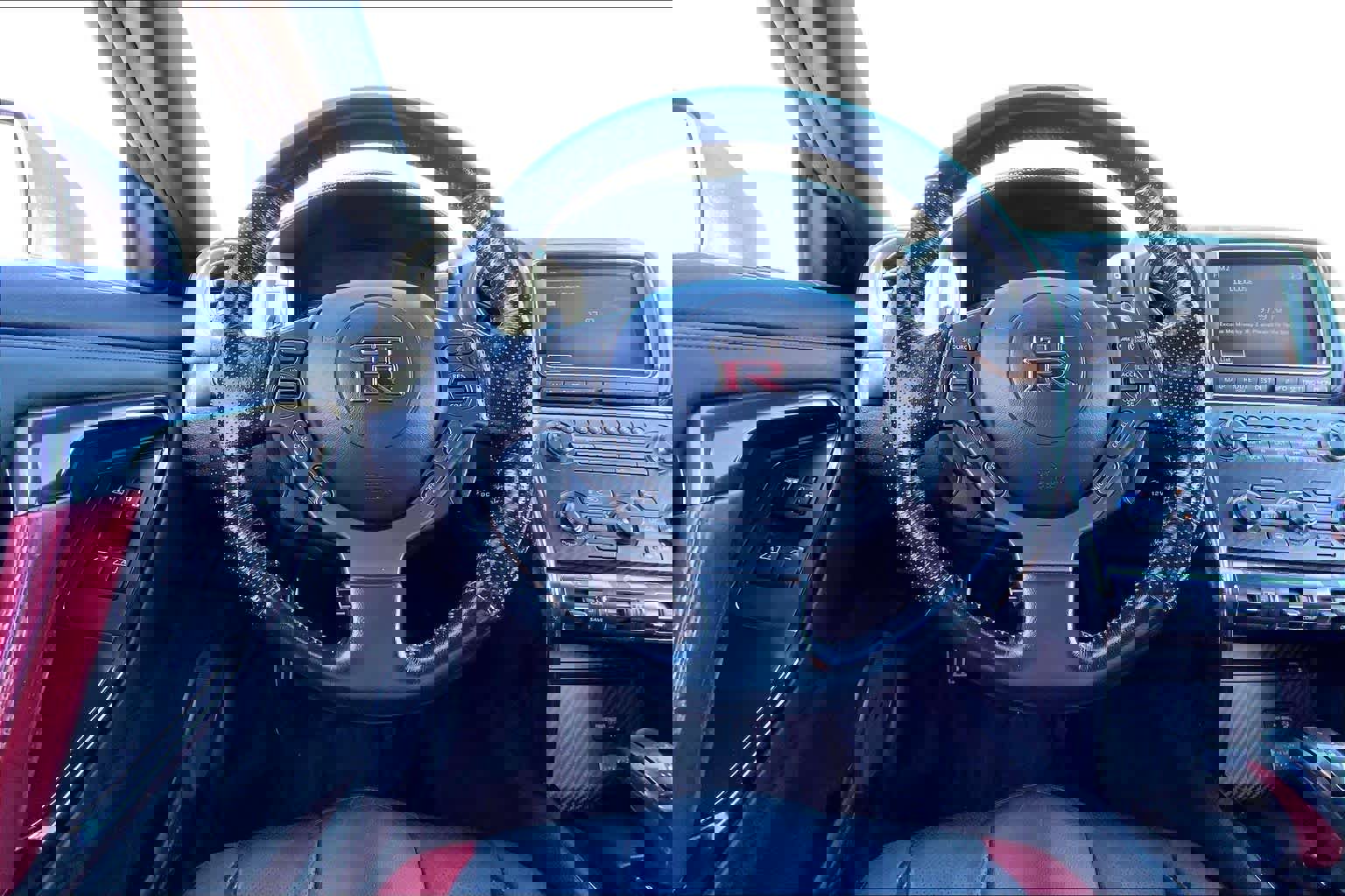 Used 2012 Nissan GT-R Black Edition image 6