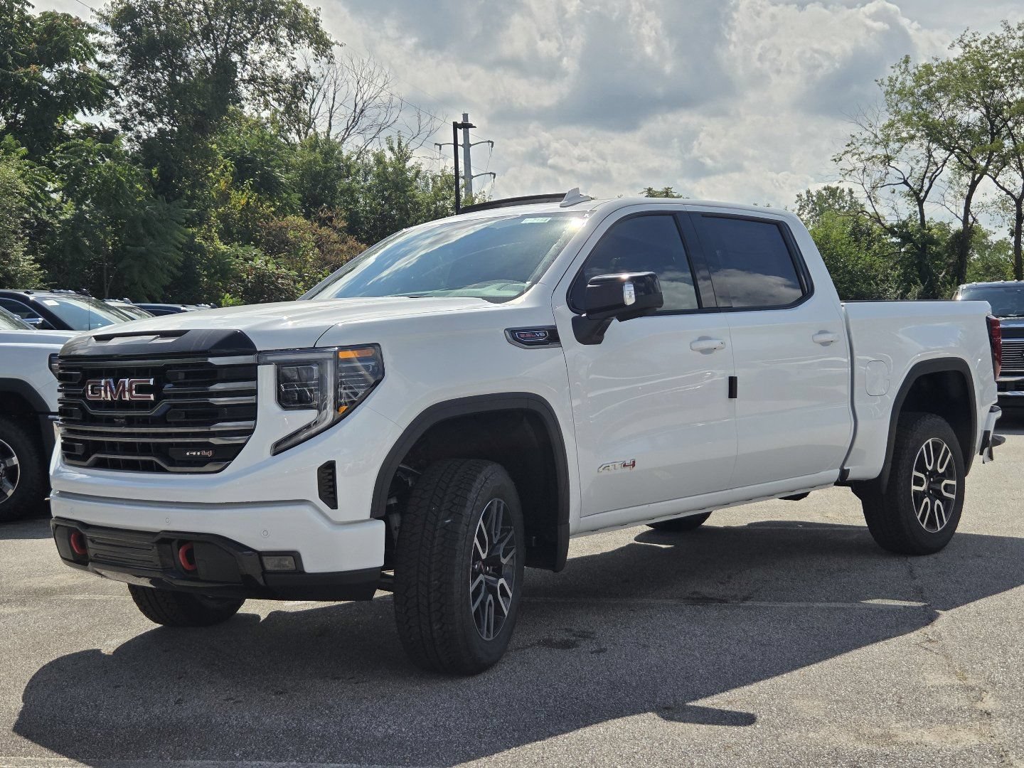 New 2026 GMC Sierra 1500 AT4 w/ AT4 Premium Package AWD/4WD image 15