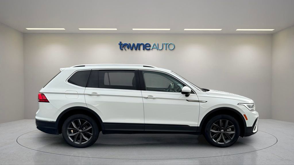 Used 2022 Volkswagen Tiguan SE image 6