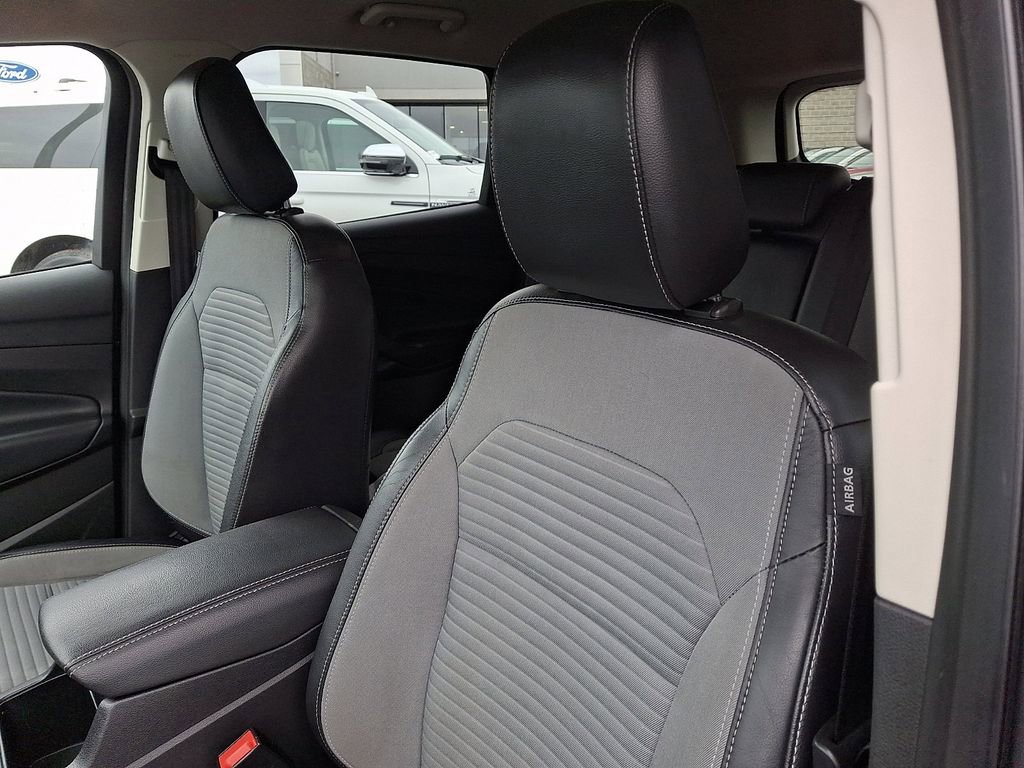 Certified 2019 Ford Escape SE image 14