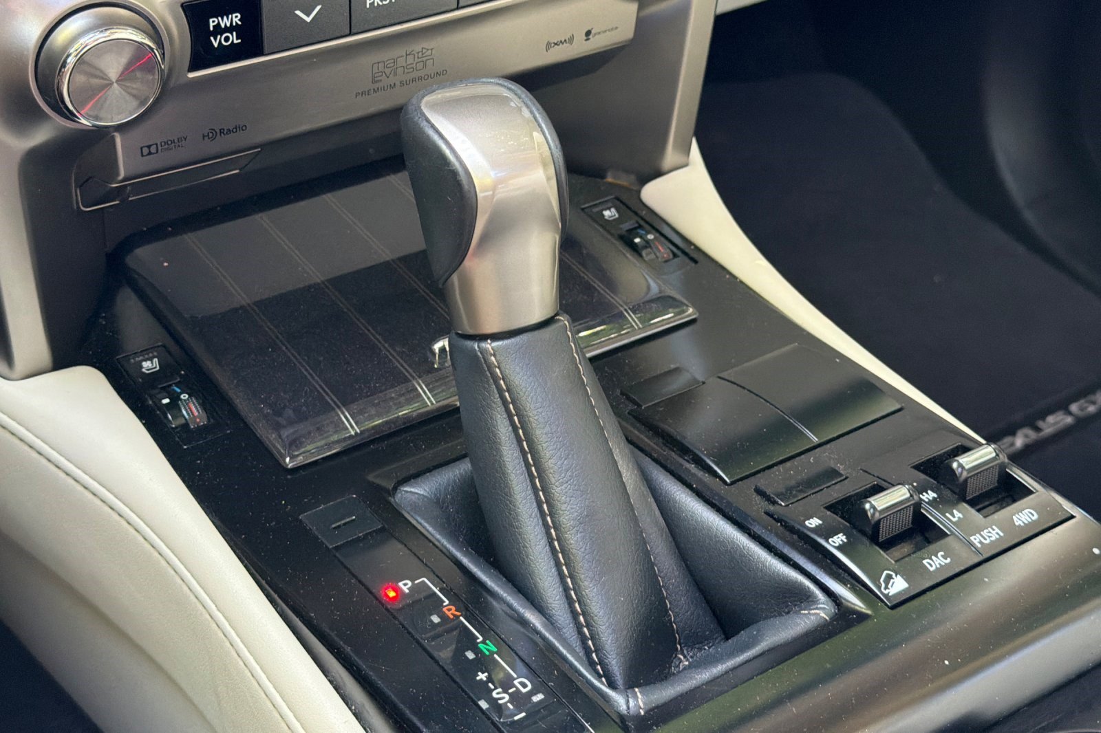 Used 2021 Lexus GX 460 Premium w/ Premium Plus Package AWD/4WD image 28
