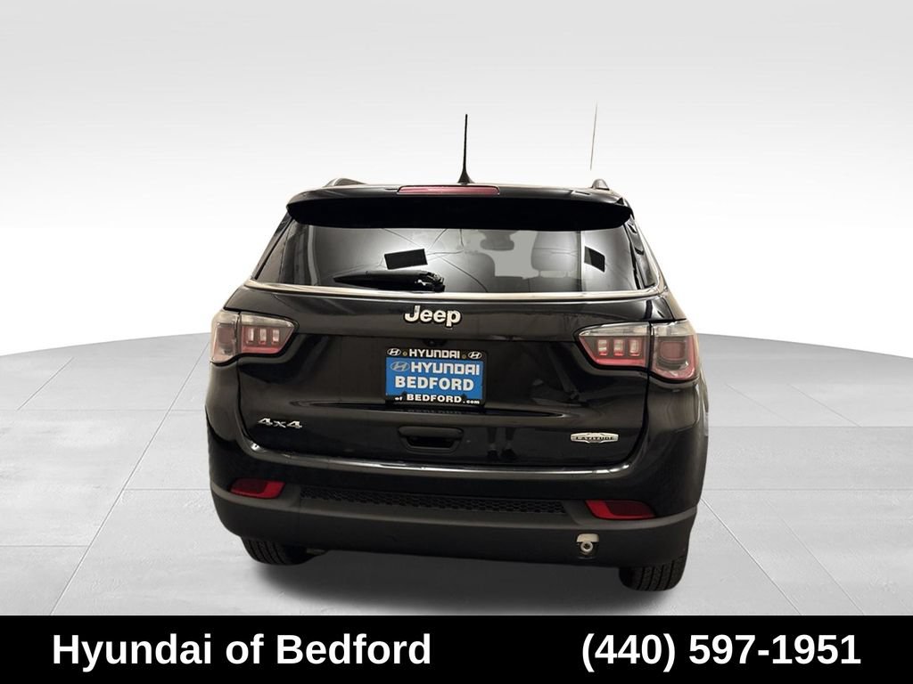 Used 2024 Jeep Compass Latitude AWD/4WD image 6
