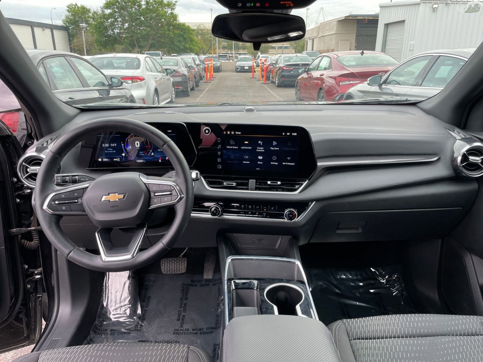 Used 2025 Chevrolet Equinox LT image 32