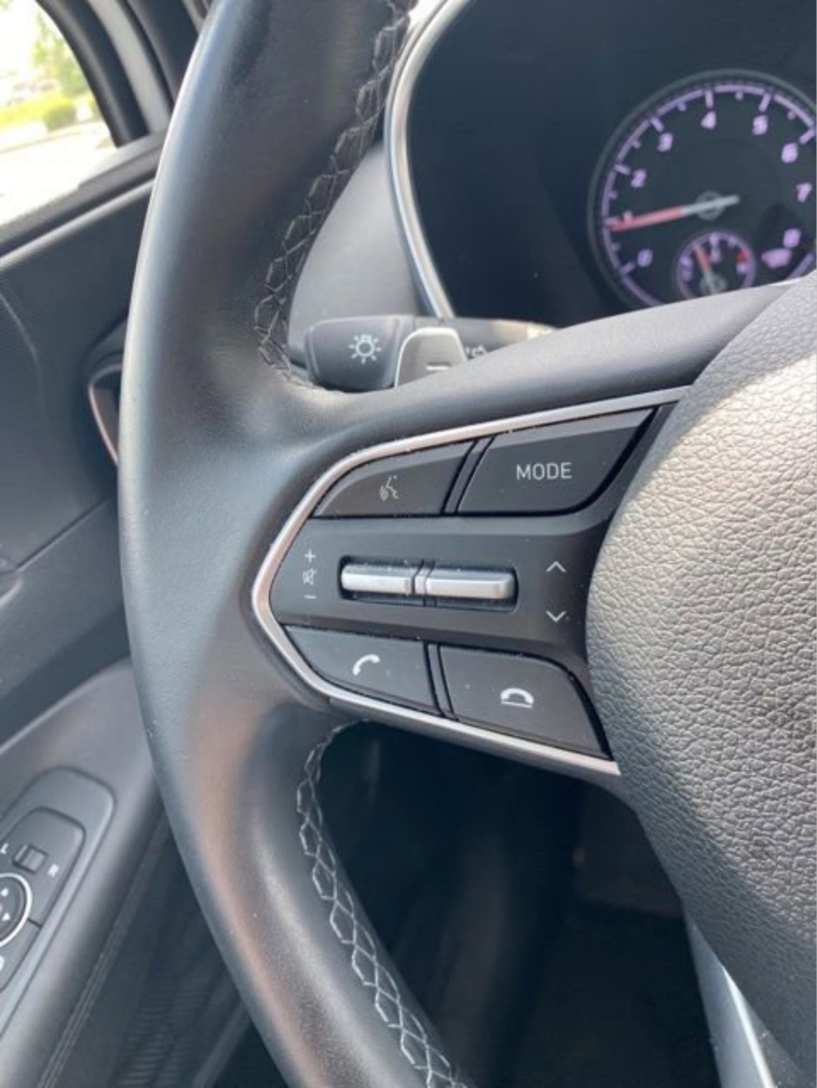 Used 2023 Hyundai Santa Fe SEL image 24