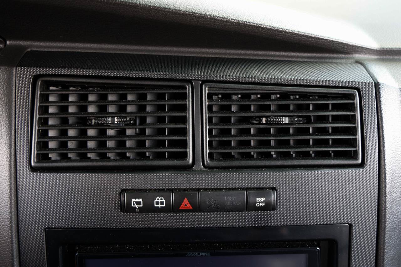Used 2006 Dodge Magnum R/T w/ Convenience Group II RWD image 34