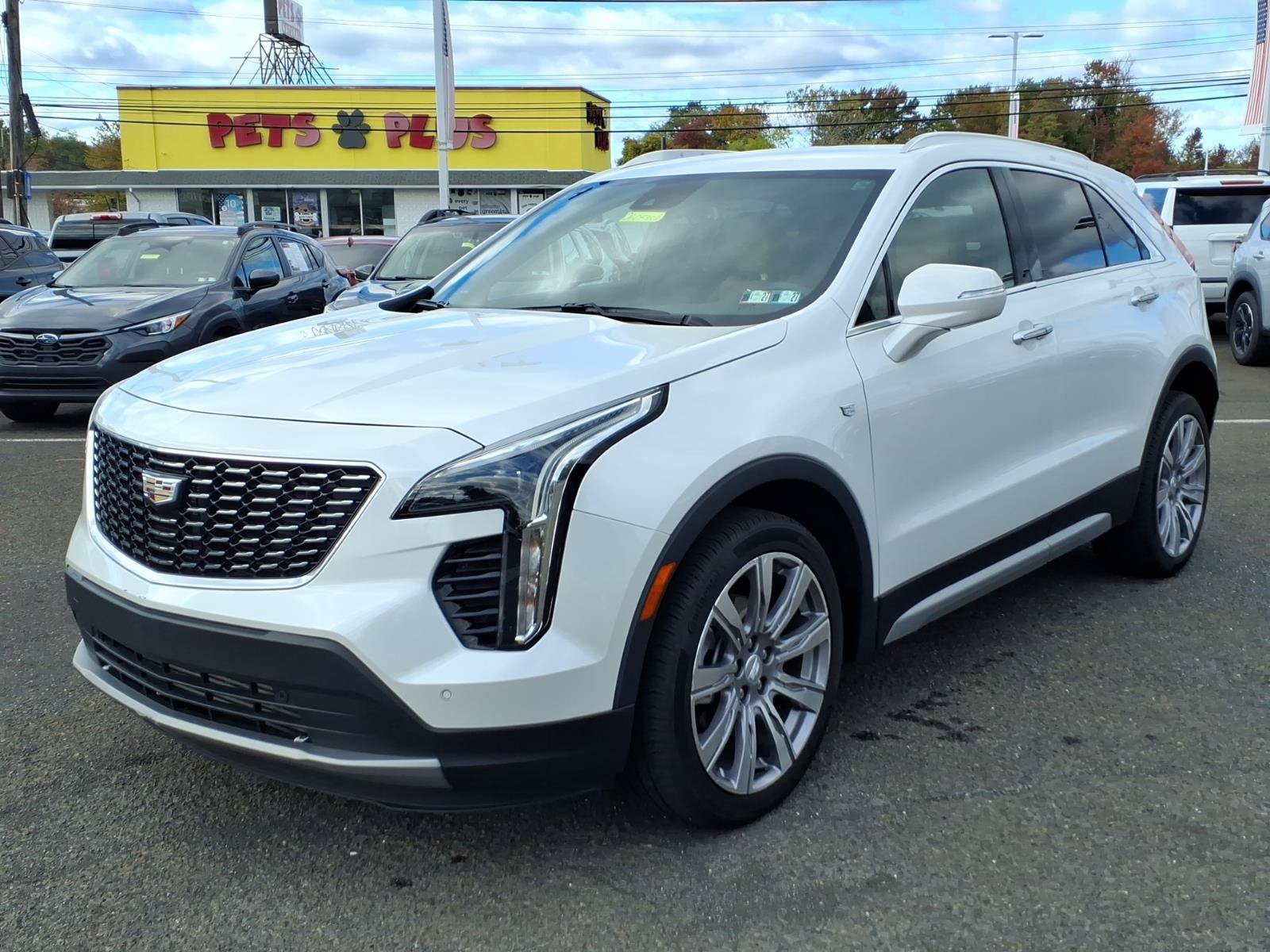 Used 2021 Cadillac XT4 Premium Luxury AWD/4WD image 8