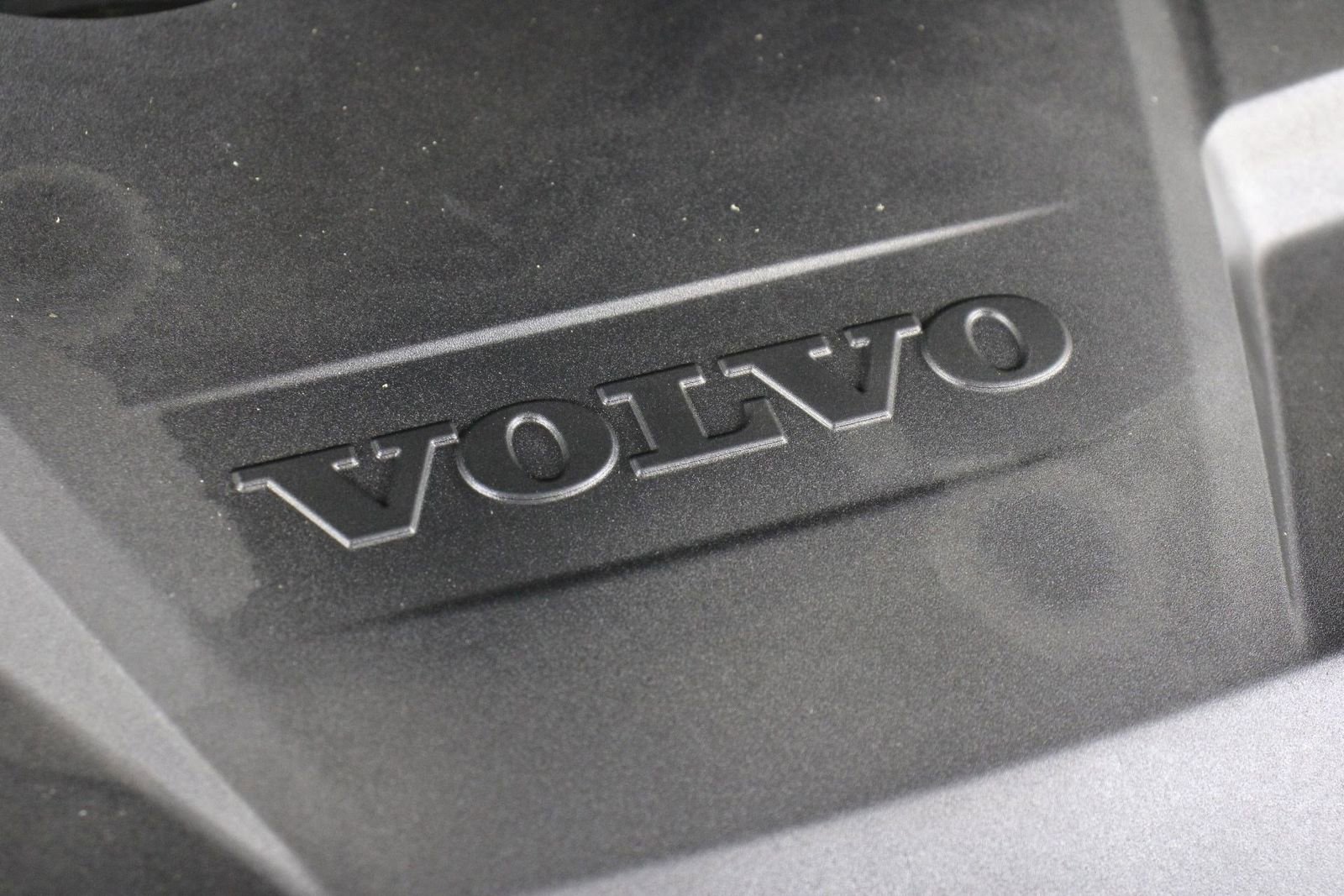 Certified 2024 Volvo XC90 T8 Plus w/ Protection Package Premier AWD/4WD image 25