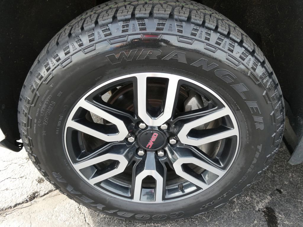 Certified 2021 GMC Sierra 1500 AT4 image 11