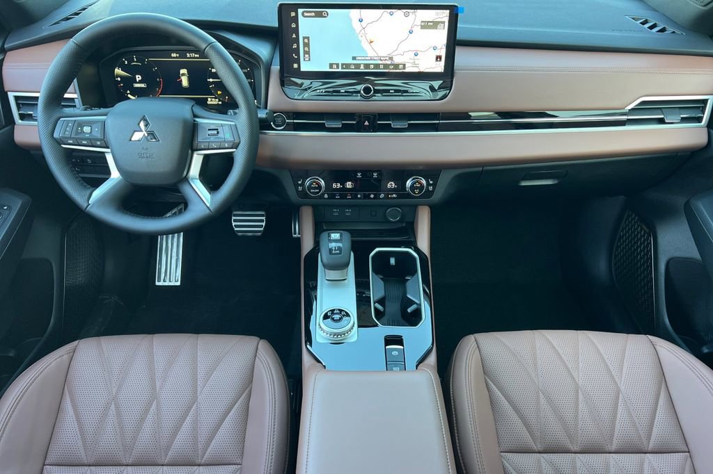 New 2026 Mitsubishi Outlander SEL image 14