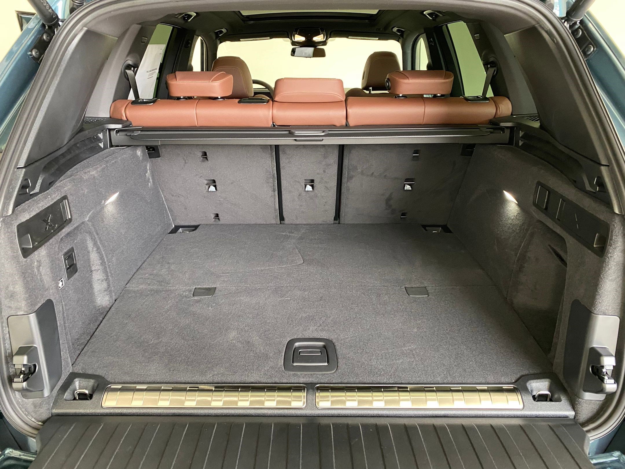 New 2026 BMW X5 xDrive50e w/ Premium Package image 32