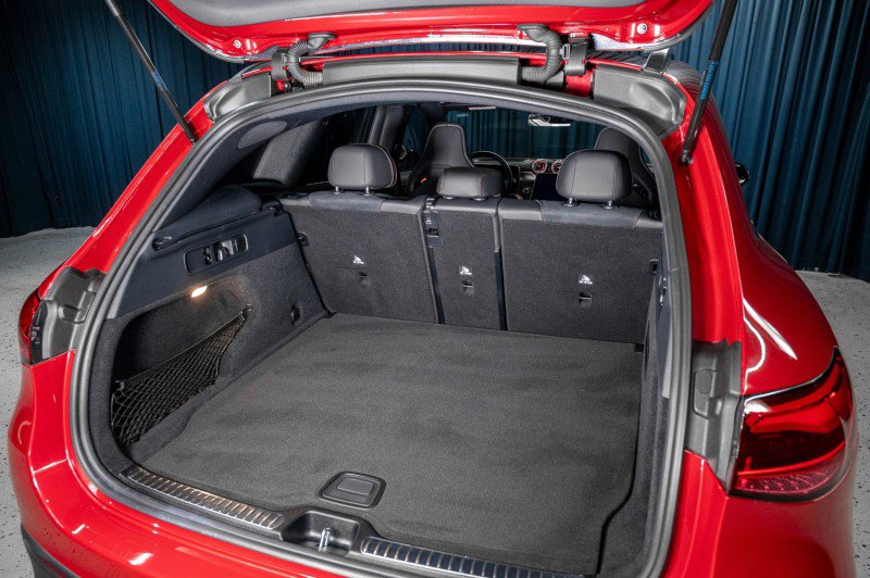 Certified 2024 Mercedes-Benz GLC 43 AMG 4MATIC image 7