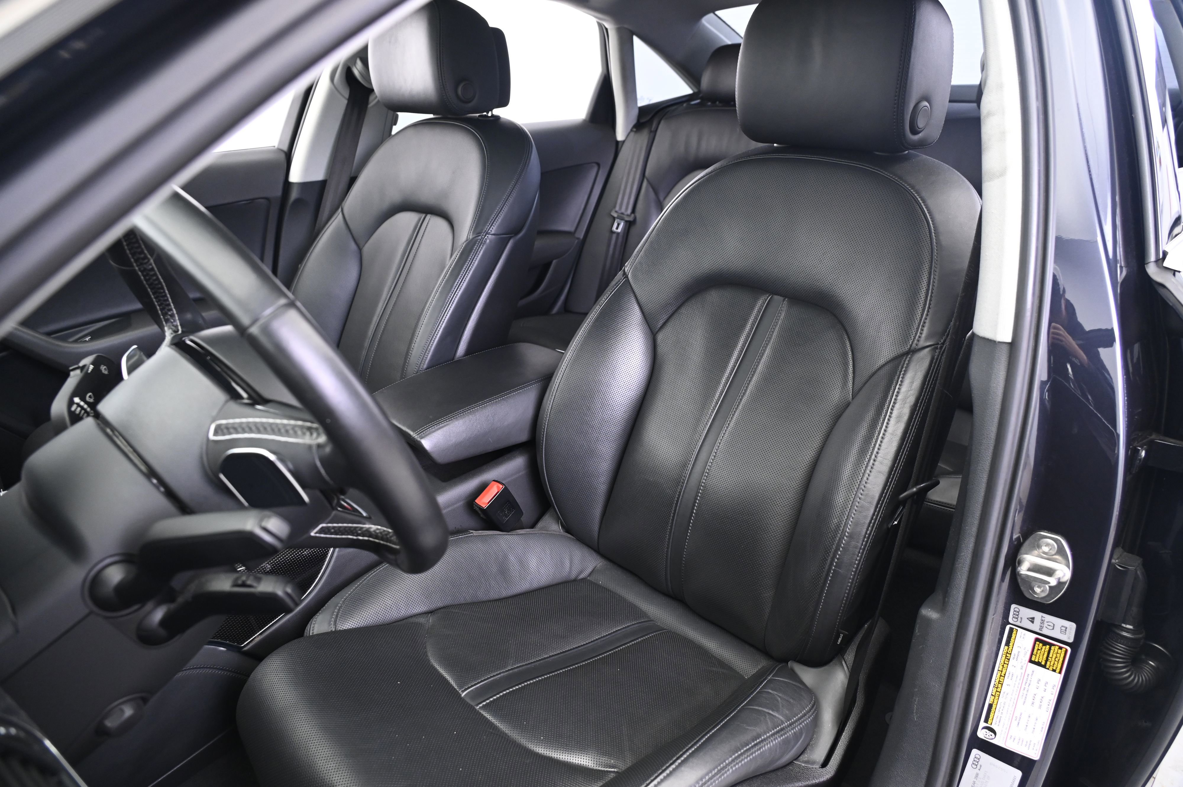 Used 2013 Audi S6 Prestige image 5