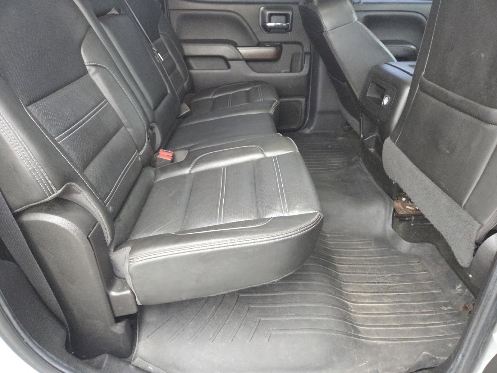 Used 2018 GMC Sierra 2500 Denali w/ Duramax Plus Package image 25