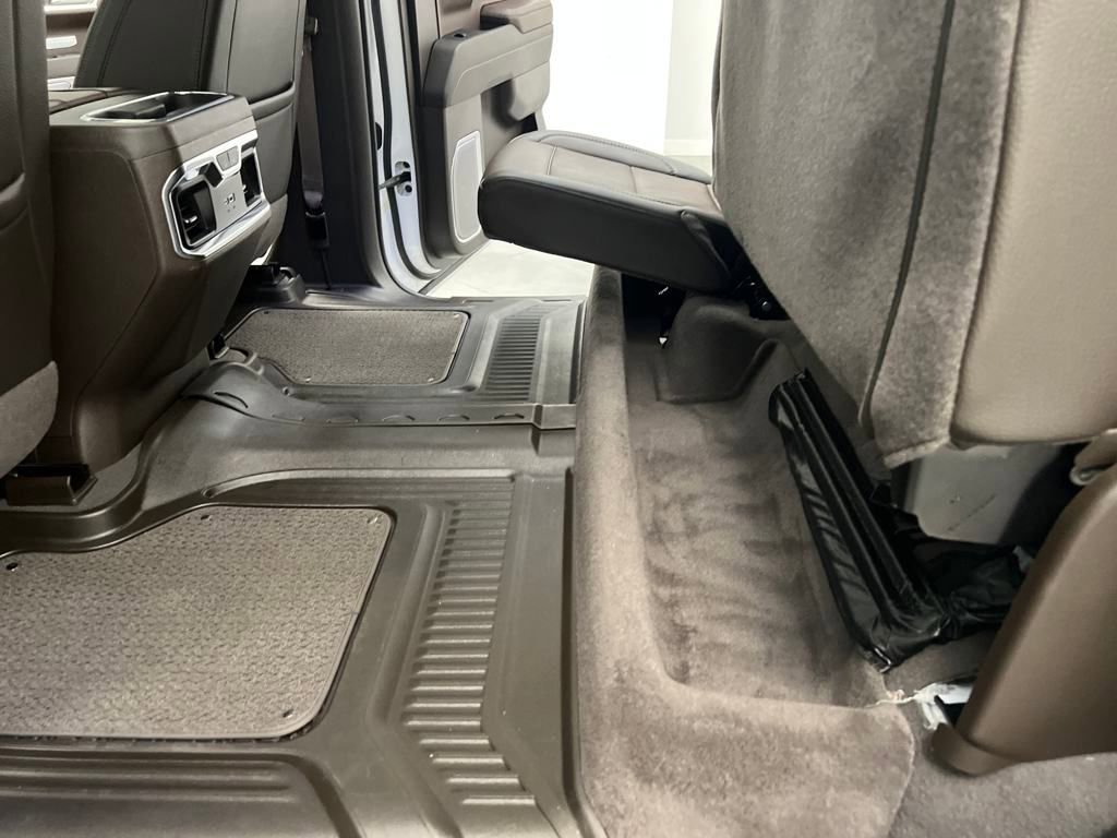 Used 2024 GMC Sierra 1500 Denali w/ Denali Reserve Package image 17