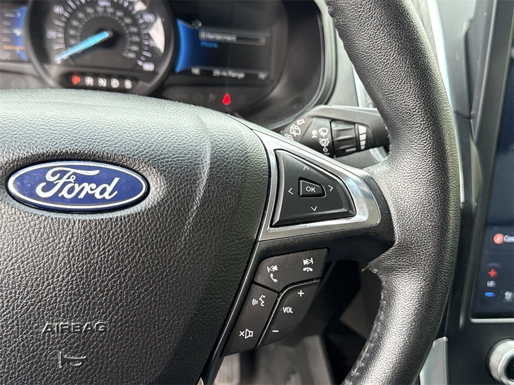 Used 2022 Ford Edge Titanium image 28