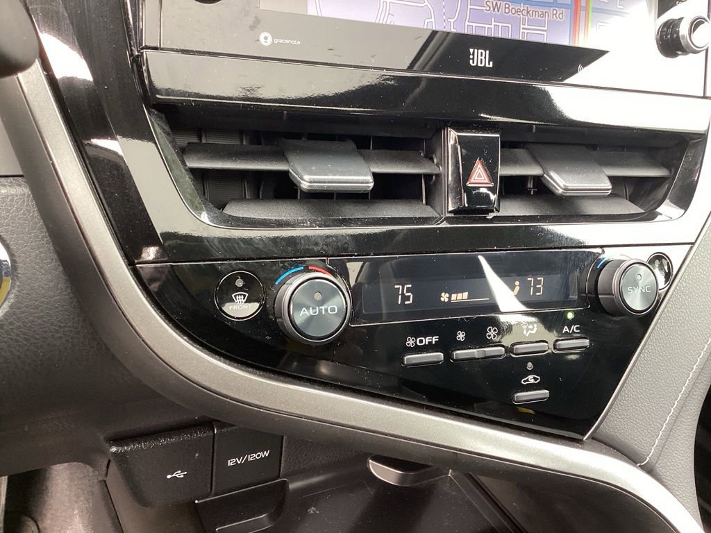 Used 2024 Toyota Camry XSE w/ Navigation Package FWD image 17