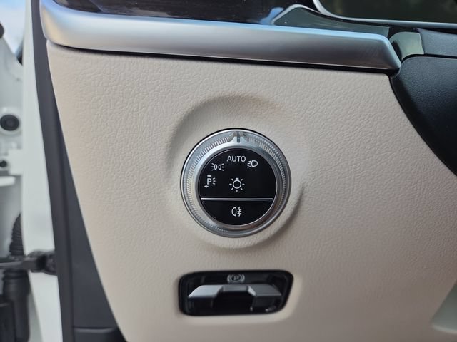 New 2026 Mercedes-Benz C 300 4MATIC Sedan image 18