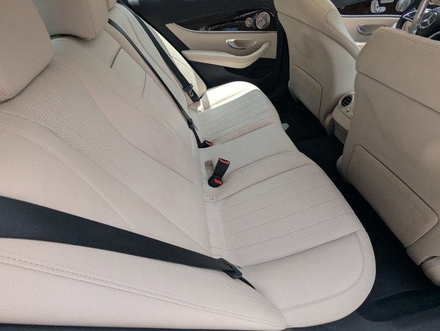 Used 2023 Mercedes-Benz E 350 4MATIC Sedan image 18