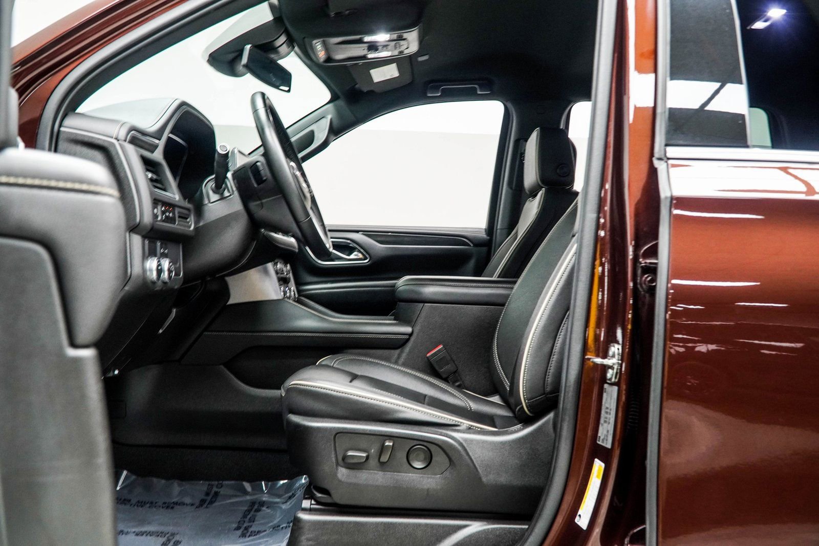 Used 2023 GMC Yukon SLT image 34