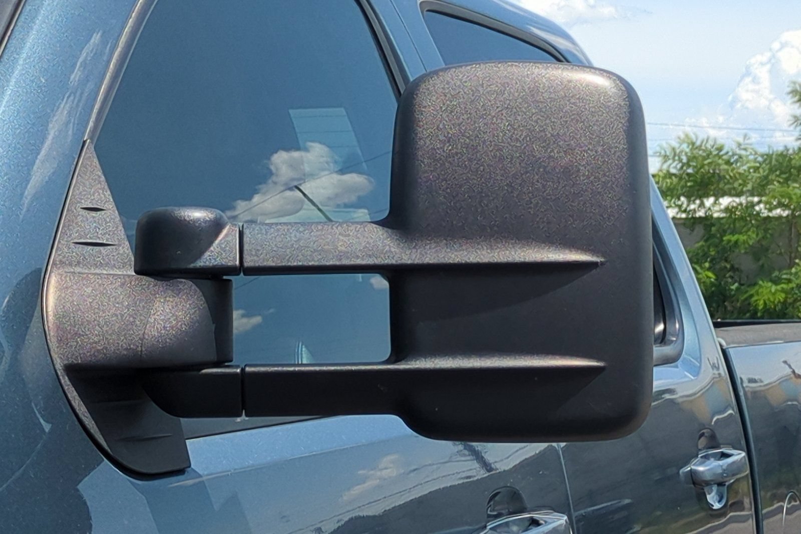 Used 2011 Chevrolet Silverado 2500 LTZ w/ LTZ Plus Package AWD/4WD image 49