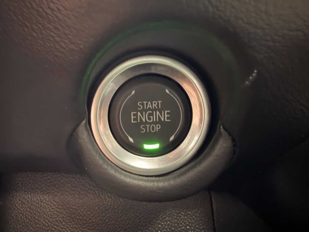 Used 2025 Chevrolet Suburban RST w/ Sun And Tow Package image 31