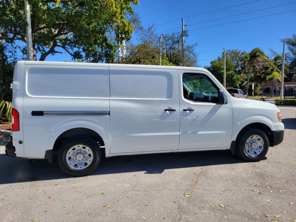Used 2021 Nissan NV 2500 SV image 9