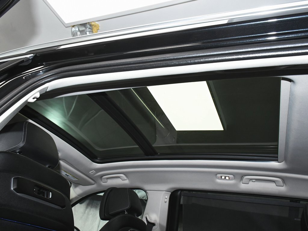 Used 2024 BMW X7 xDrive40i image 61