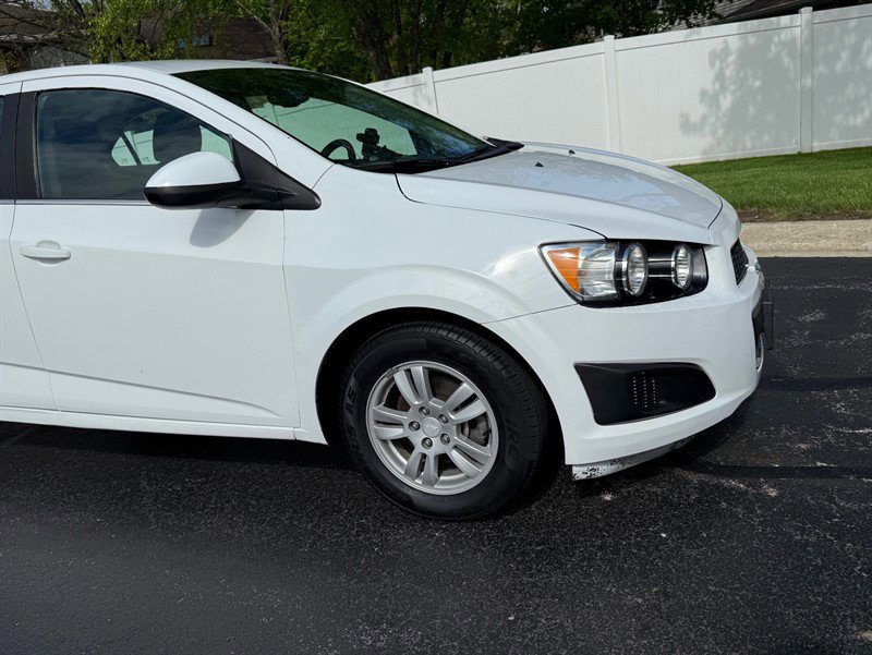Used 2016 Chevrolet Sonic LT FWD image 29
