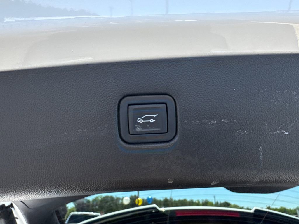 Used 2024 Chevrolet Blazer LT w/ LPO, Floor Liner Package FWD image 20