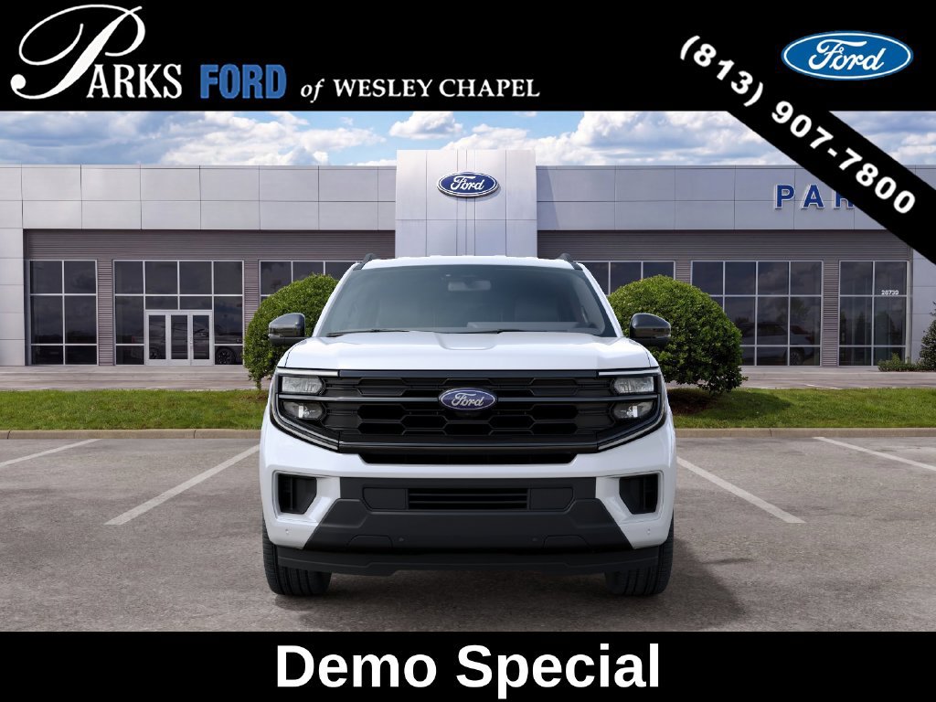 New 2027 Ford Expedition Active RWD image 3
