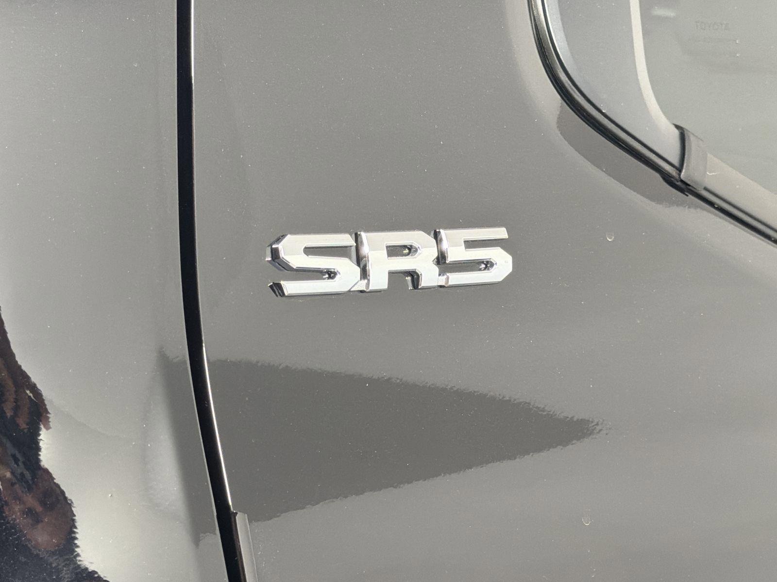 Used 2025 Toyota Tacoma SR5 image 30