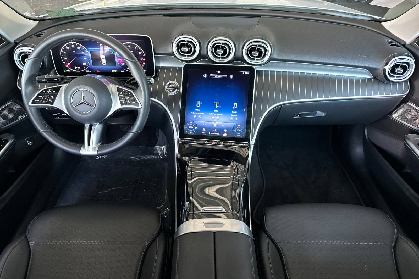Used 2023 Mercedes-Benz C 300 Sedan image 14