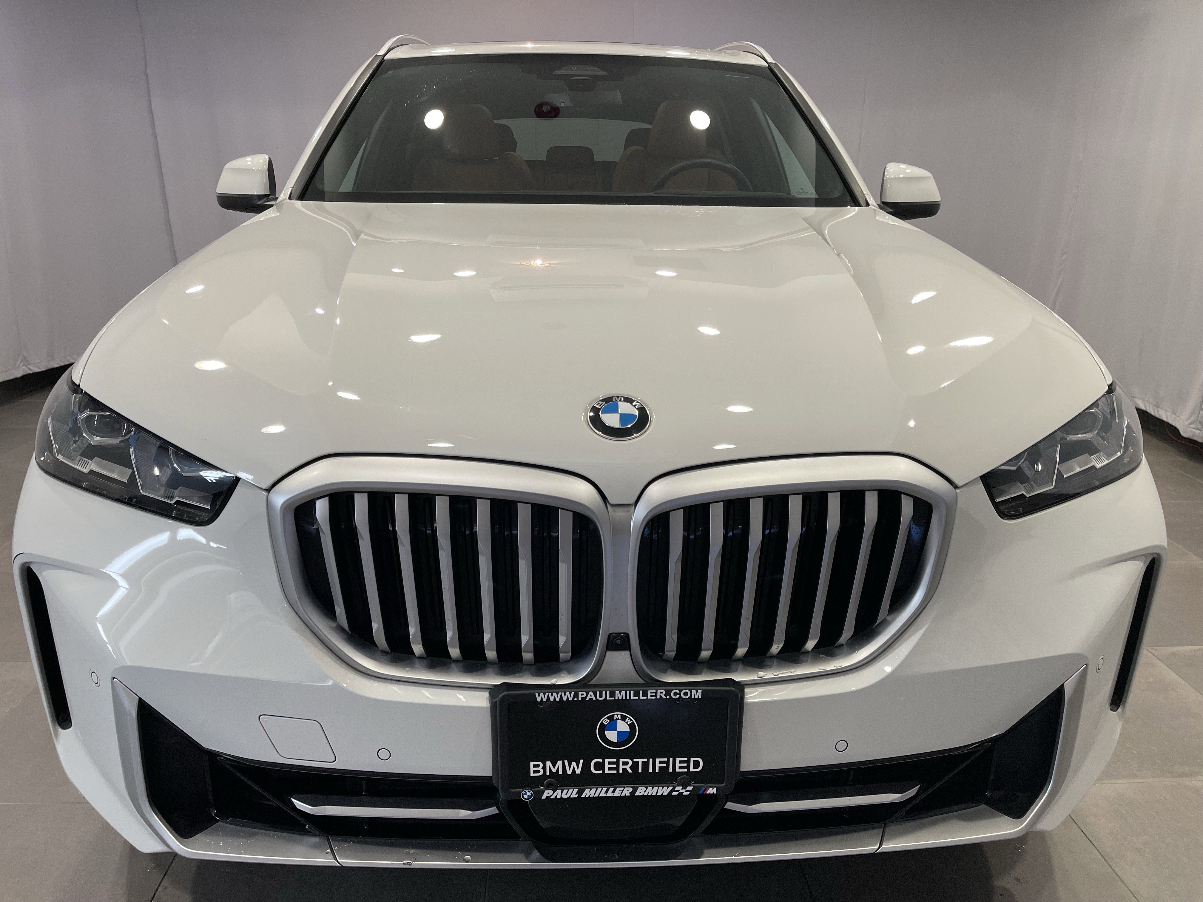 Certified 2024 BMW X5 xDrive40i w/ Premium Package AWD/4WD video 2