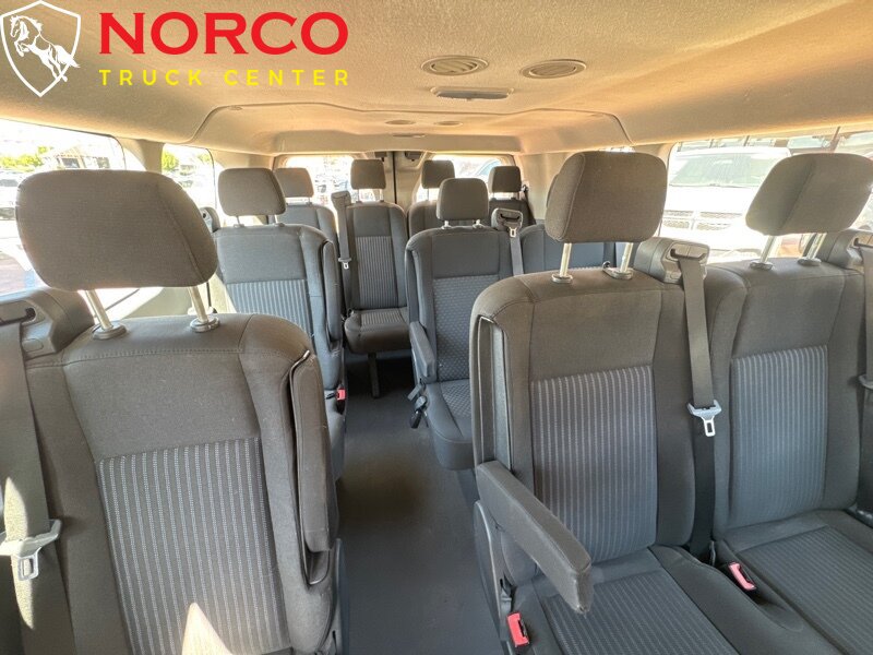 Used 2017 Ford Transit 350 XLT RWD image 11