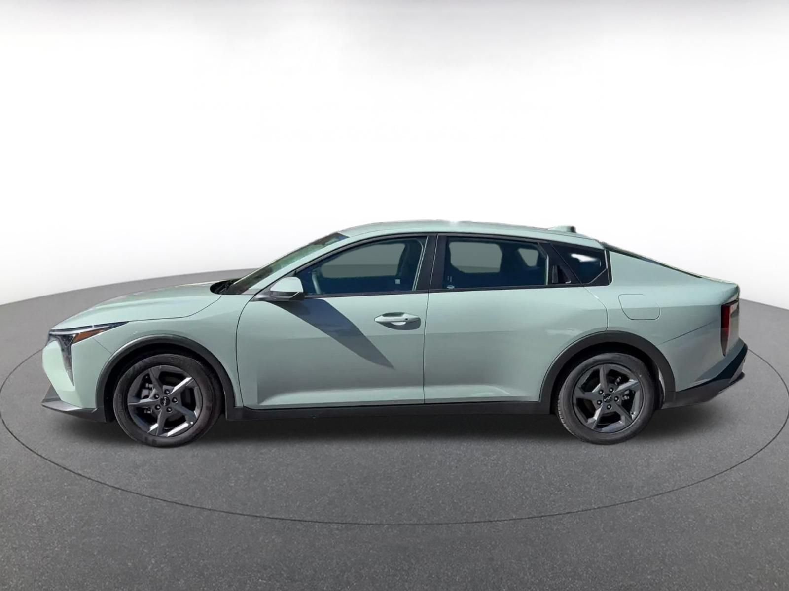 Used 2026 Kia K4 FWD image 8
