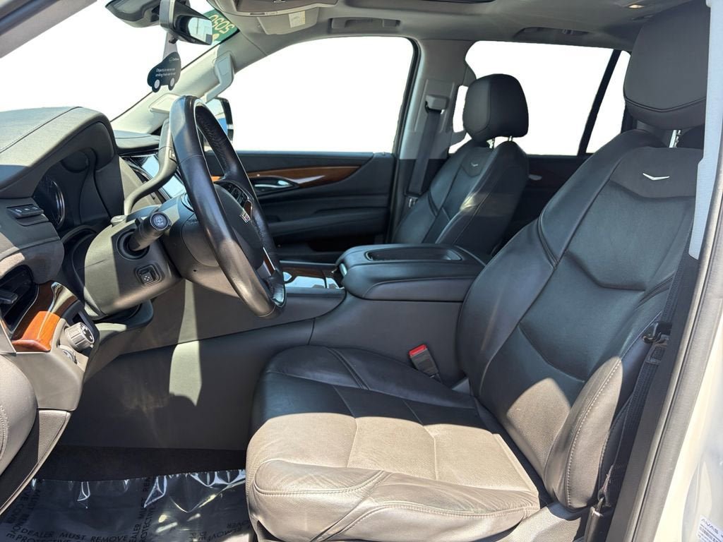 Certified 2020 Cadillac Escalade Luxury RWD image 10
