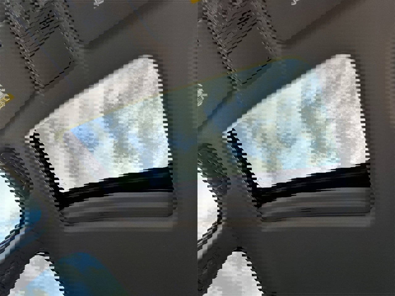 Used 2022 Honda CR-V EX-L image 32