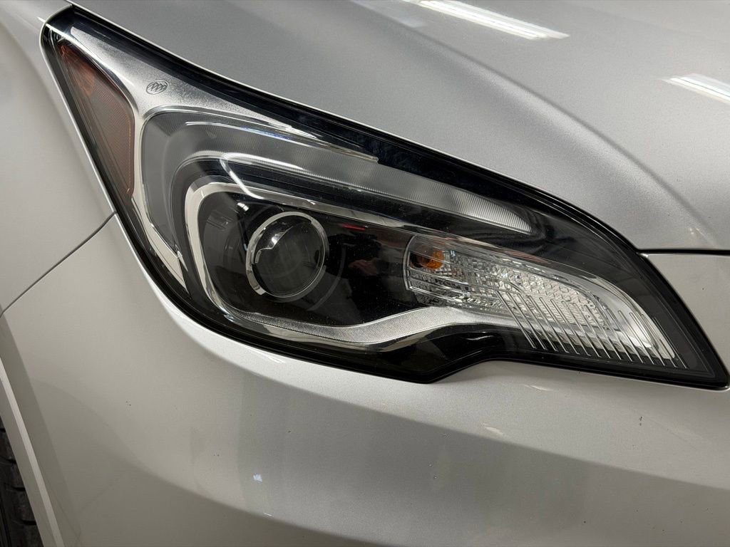 Certified 2017 Buick Envision Essence image 17