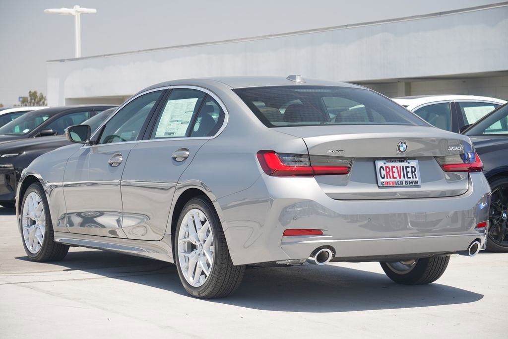 Used 2025 BMW 330i xDrive Sedan AWD/4WD image 7