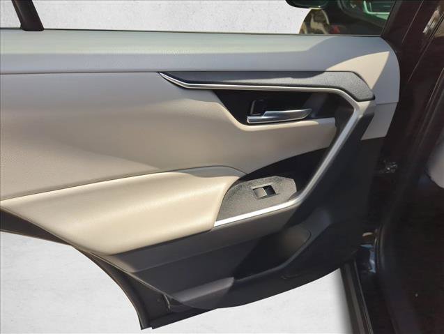 Certified 2020 Toyota RAV4 XLE Premium AWD/4WD image 12