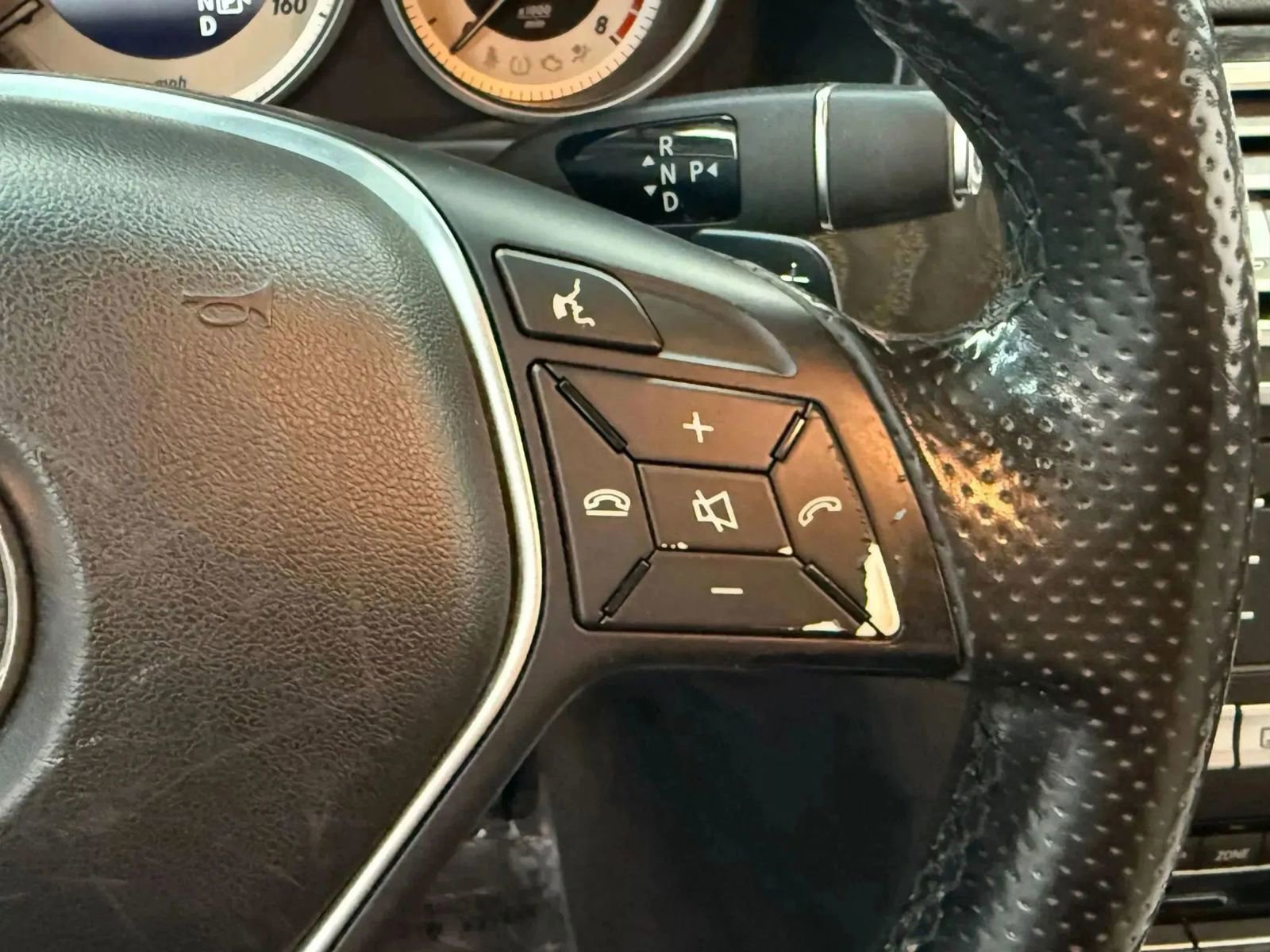 Used 2016 Mercedes-Benz E 350 Sedan w/ Premium Package image 26