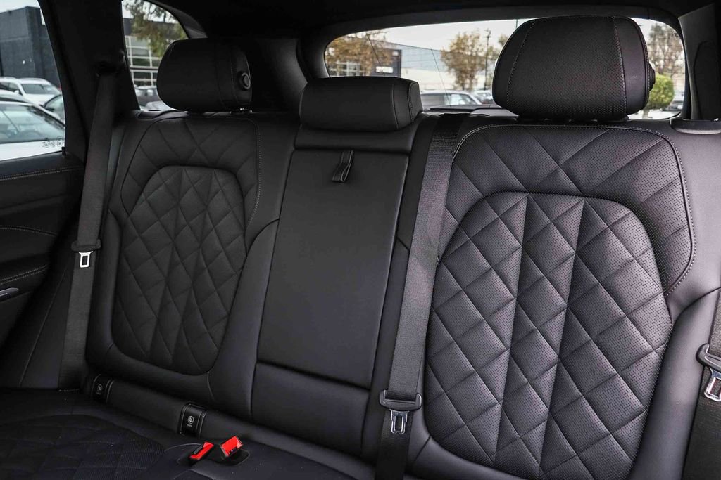 Used 2024 BMW X5 xDrive40i image 19